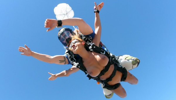 Nude skydiving woman