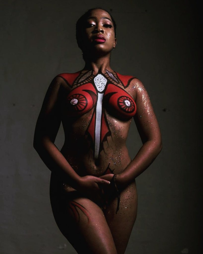 Sunday Noon Nudist, body painting.